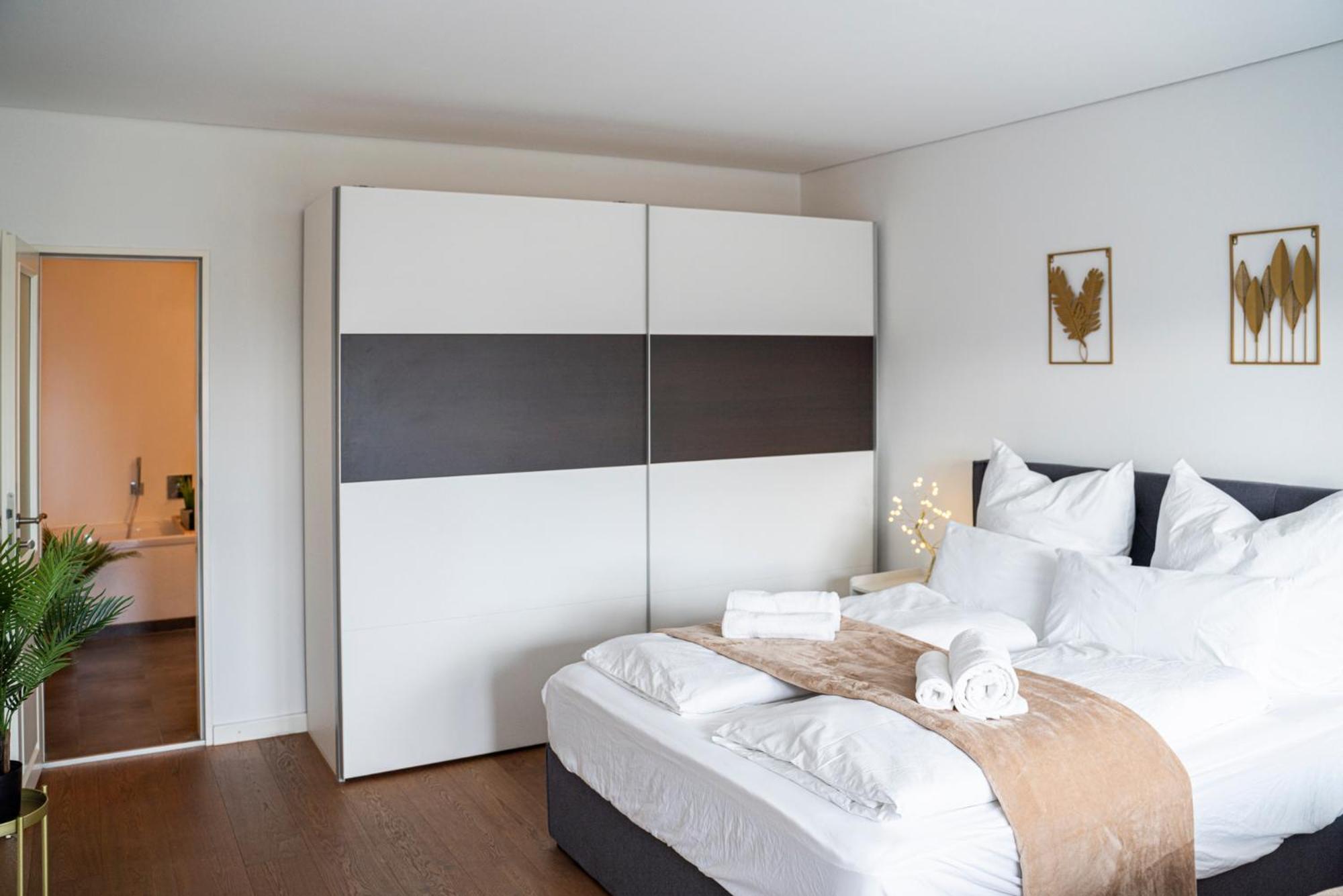 130M2 Loft - Balkon, Smart Tv, Badewanne, Kaffee Lejlighed Rosenheim Eksteriør billede