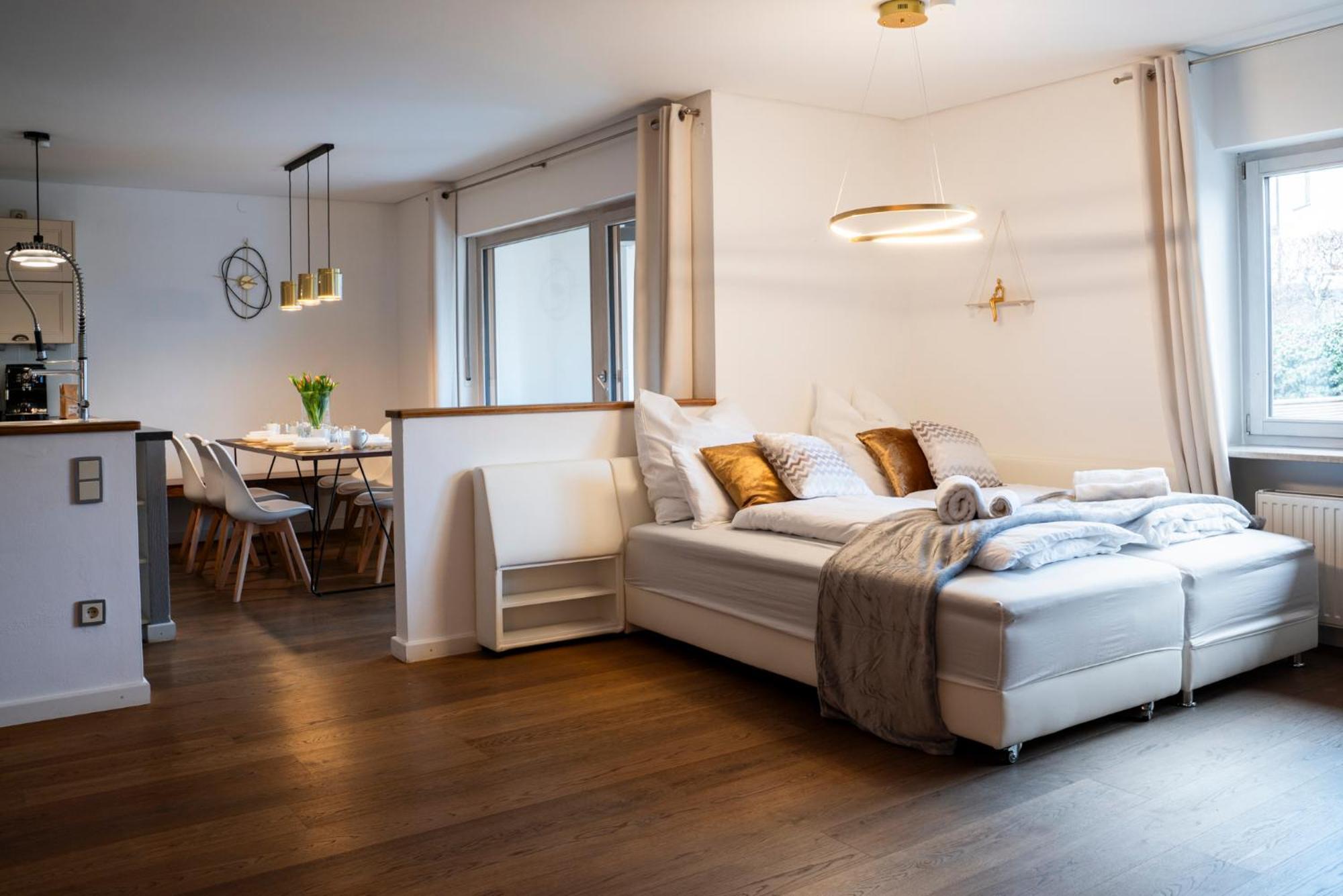 130M2 Loft - Balkon, Smart Tv, Badewanne, Kaffee Lejlighed Rosenheim Eksteriør billede
