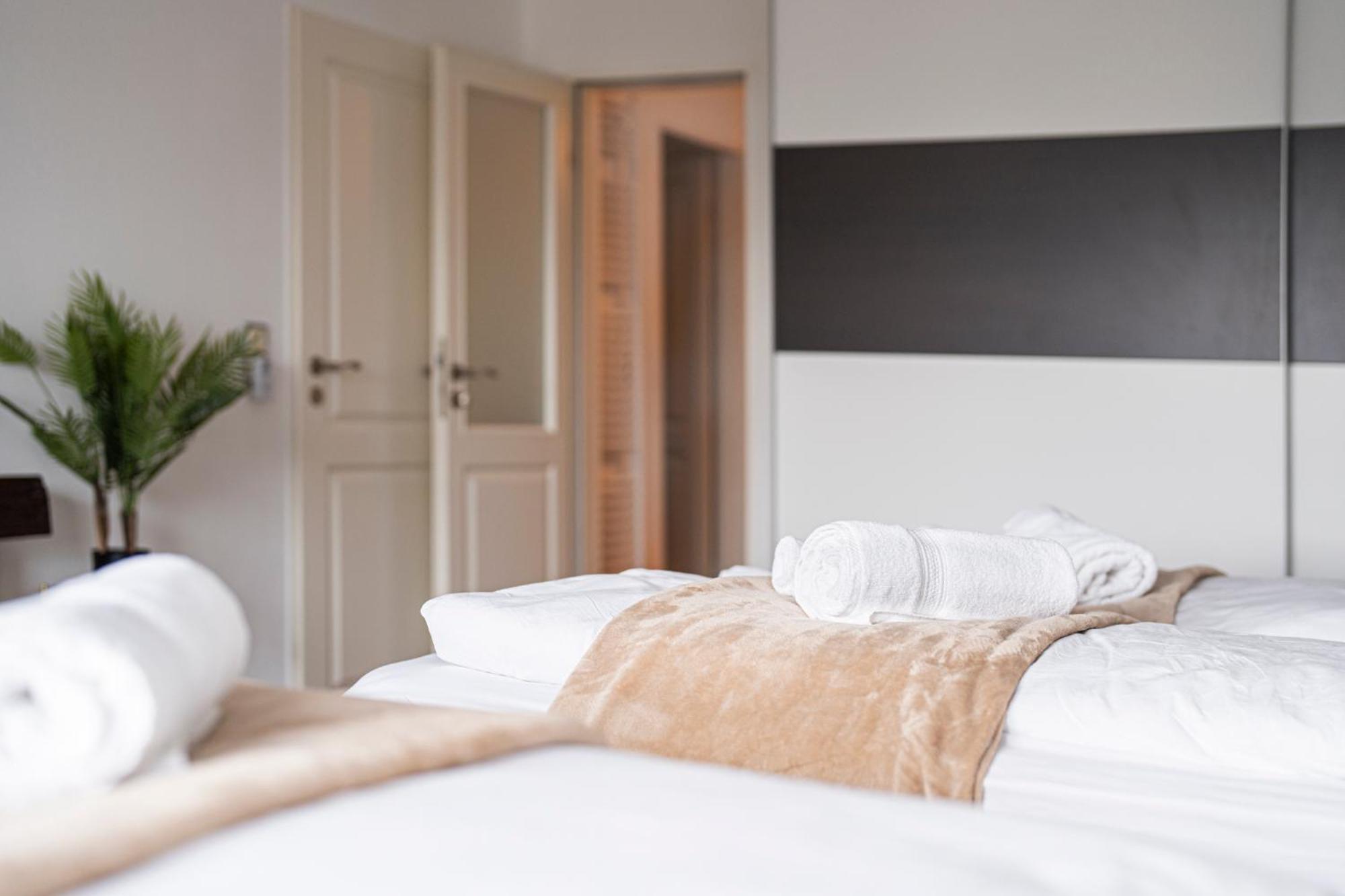130M2 Loft - Balkon, Smart Tv, Badewanne, Kaffee Lejlighed Rosenheim Eksteriør billede